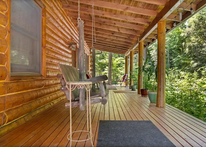 Beautiful Log Cabin | Wooded | Lake Access | Interlochen Arts Academy