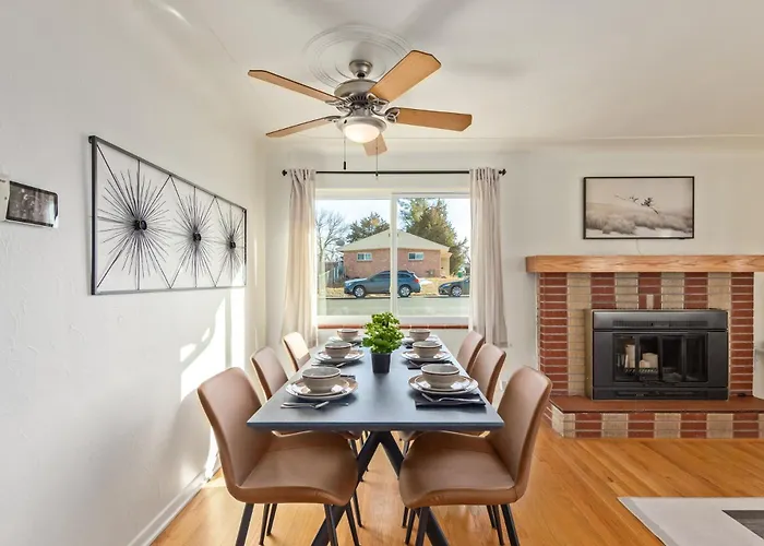 New! 1958 Chic Mid-Mod House
