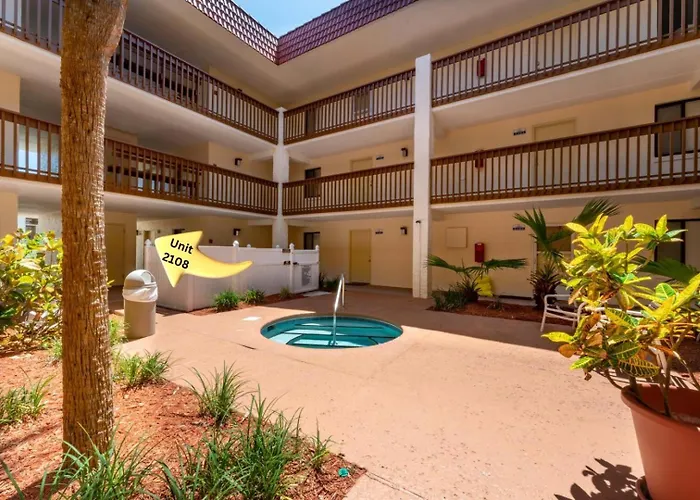 Beachside Bliss-Courtyard Villa-Beachside Condo