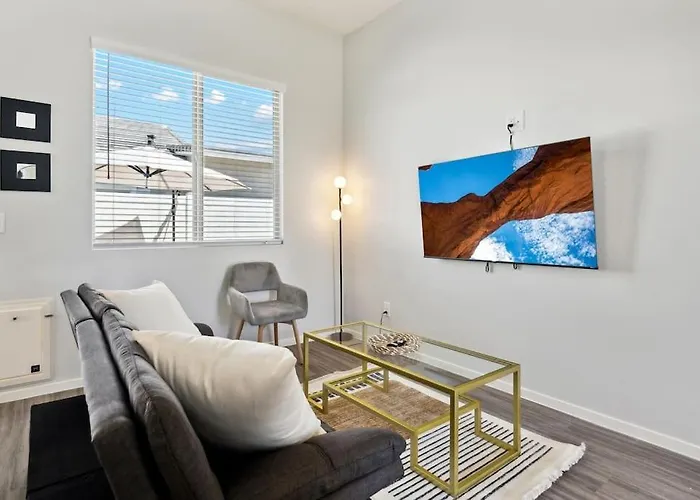 Radiance Reverie Home In Casa Grande With Pool,Bbq