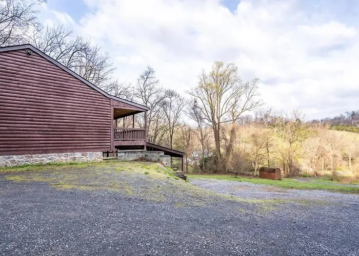 Amazing Mountain Views, Hot Tub, Fire Pit Evcharge