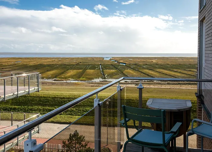 Lee