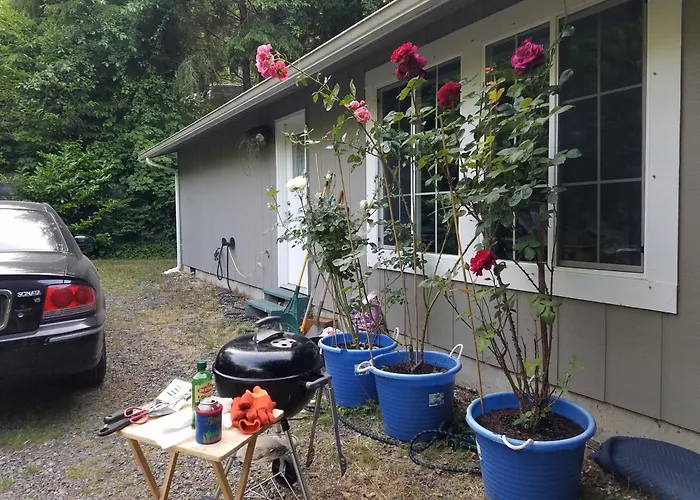 Clallam Bay Hidefaraway 2 Bedrooms Queen And Full