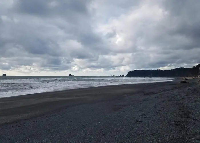 Clallam Bay Hidefaraway 2 Bedrooms Queen And Full
