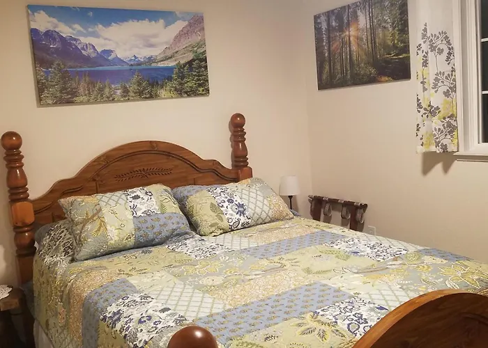 Clallam Bay Hidefaraway 2 Bedrooms Queen And Full