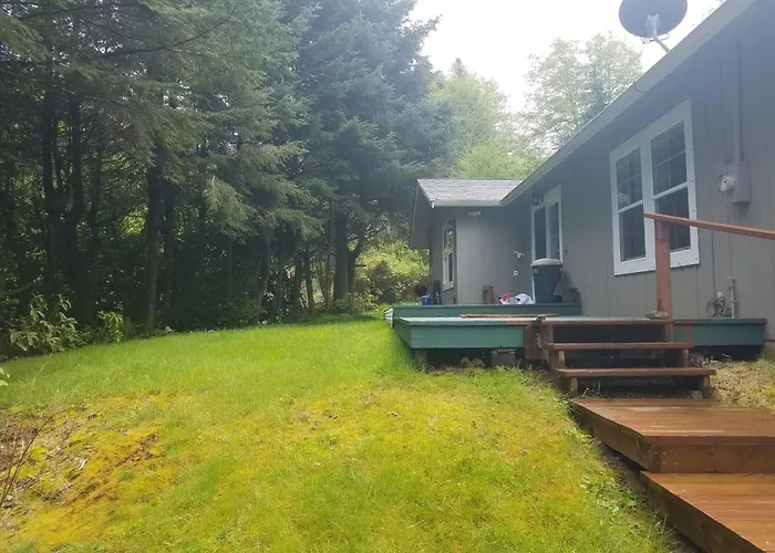 Clallam Bay Hidefaraway 2 Bedrooms Queen And Full