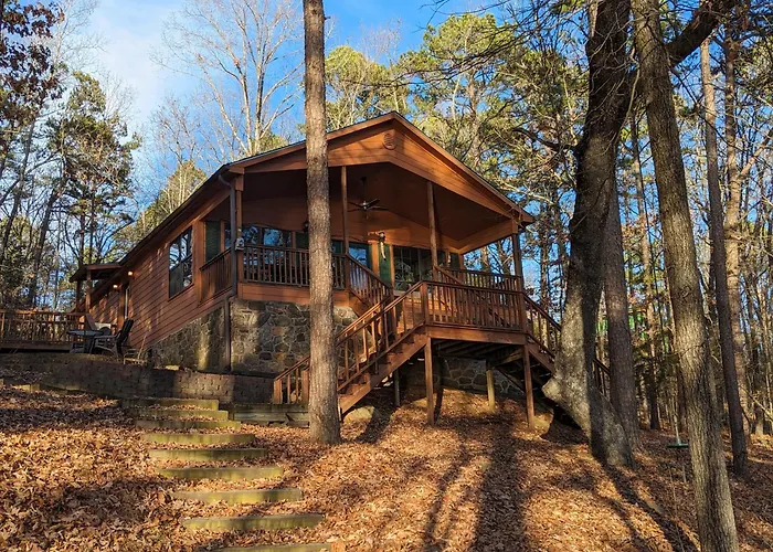 Greers Ferry Lake Cabin