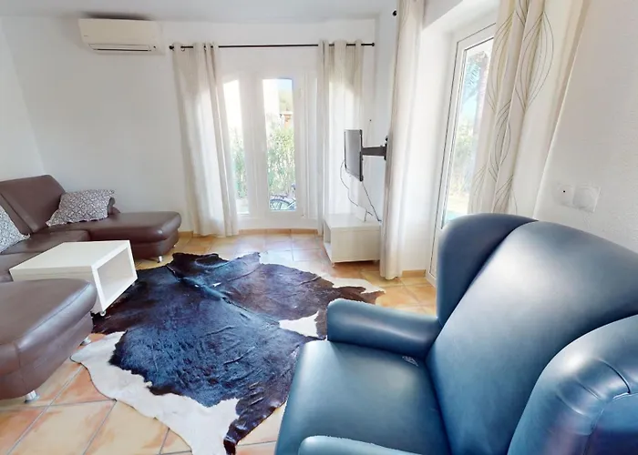 Villa Domus By On Travel