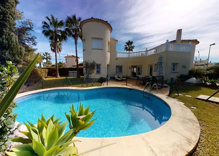 Villa Golden By On Travel