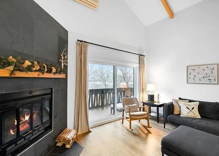 Cozy Simple Condo With Views Of Mont-Tremblant