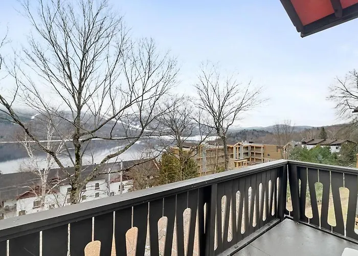 Cozy Simple Condo With Views Of Mont-Tremblant