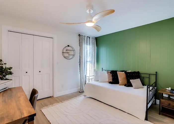 Cozy Clearwater Getaway Beach, Spa, And Luxury