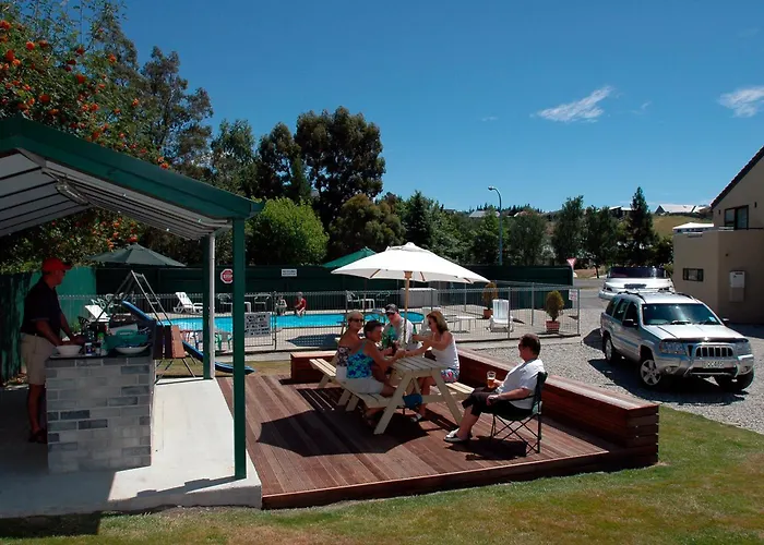 Fairway Motel & Apartments