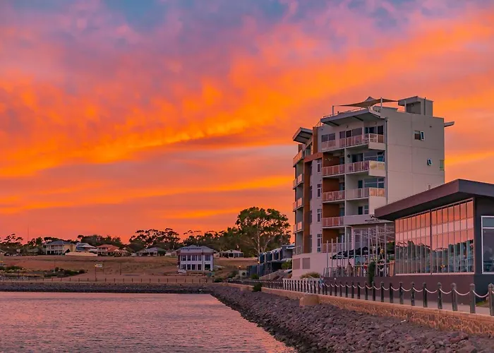 Wallaroo Marina Apartments