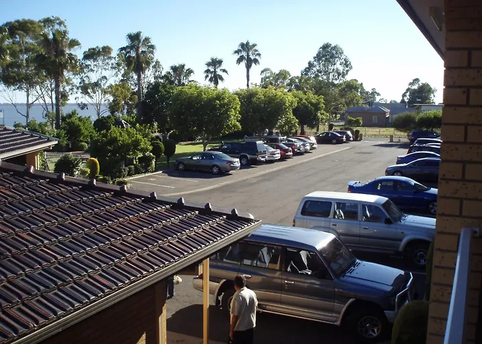 Lakeview Motel