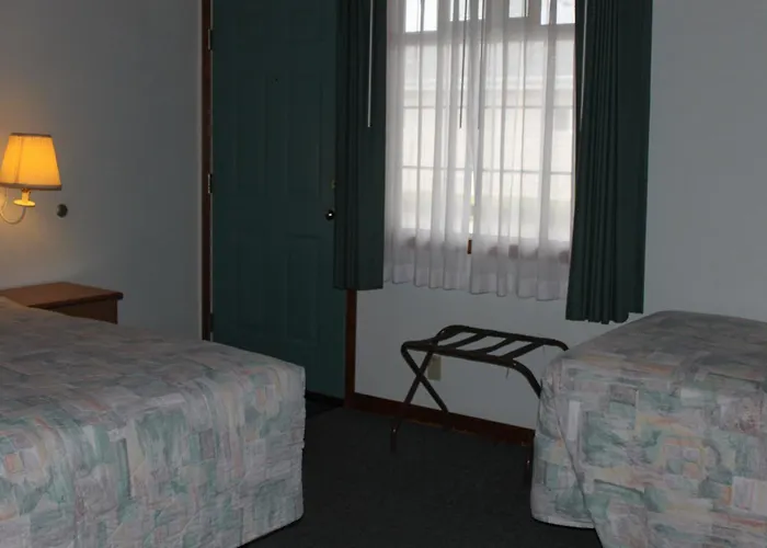Azalea Lodge