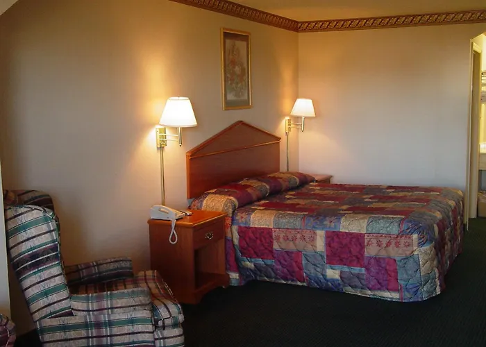 Garden Inn & Suites