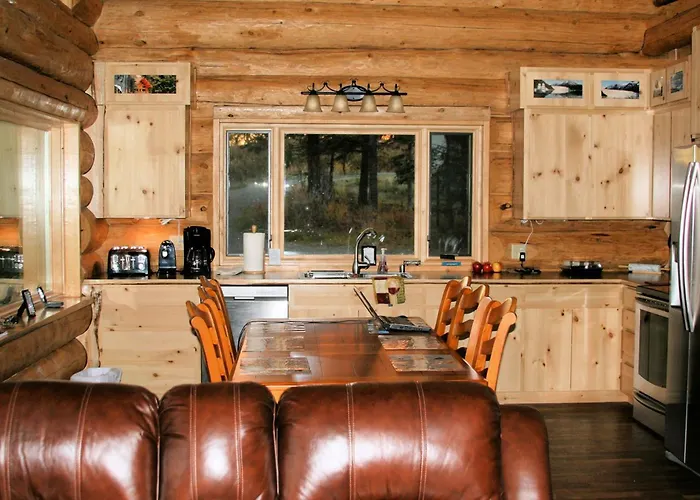 Anchor Point Captain Cook Lodge