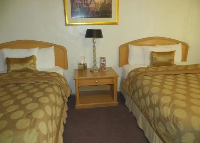 El Trovatore Motel