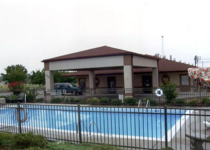 Briarwood Inn Of Geneva