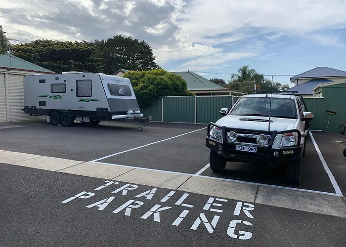 Arthur Phillip Motor Inn