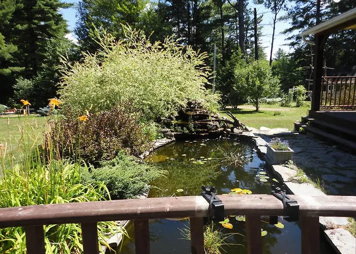 Dwight Riverside Inn