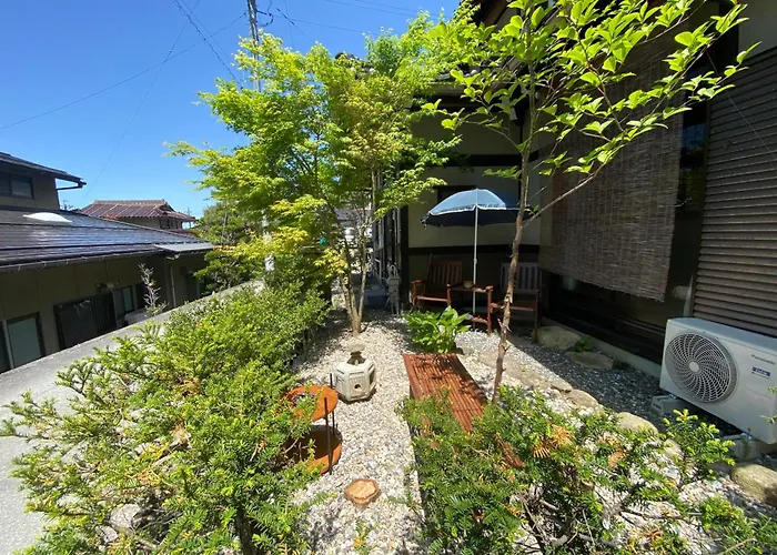 Guesthouse Takayama Hanzansha