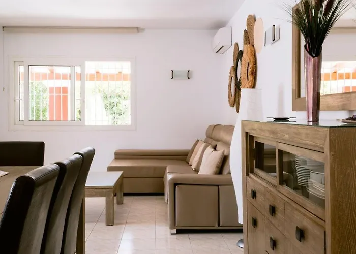Villa Km2 Is A 5 Min Drive From Playa Den Bossa