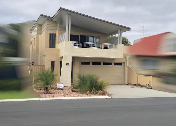 Busselton Holiday Home