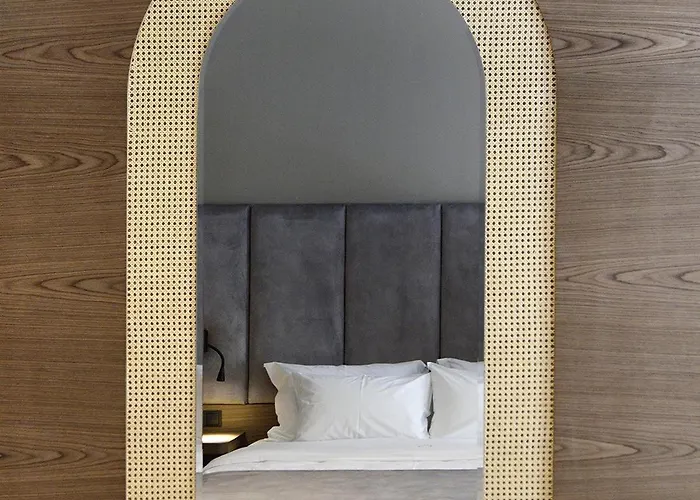 Roomore Apartments