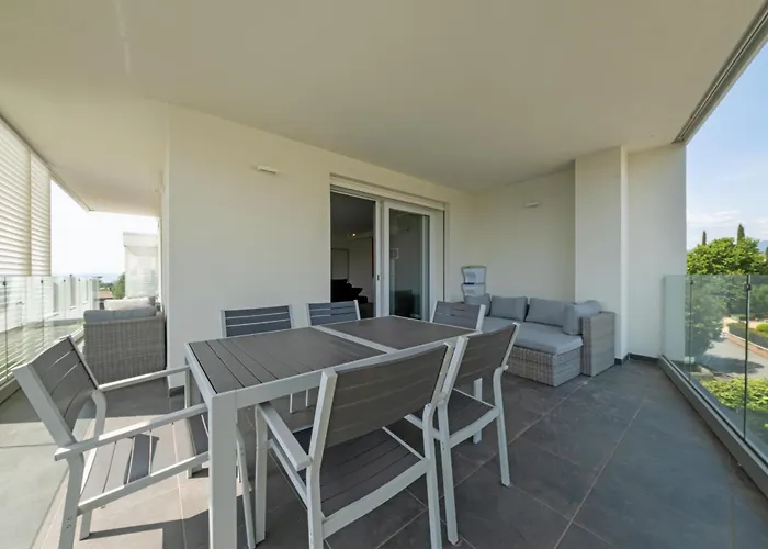 Apartmentsgarda - Le Terrazze Del Garda Residence
