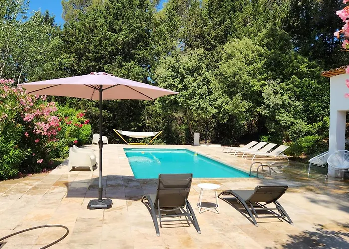 La Bastide Blanche Magnifique Villa 5 Etoiles 5 Chambres Et Piscine Privee Sur 6500 M Var
