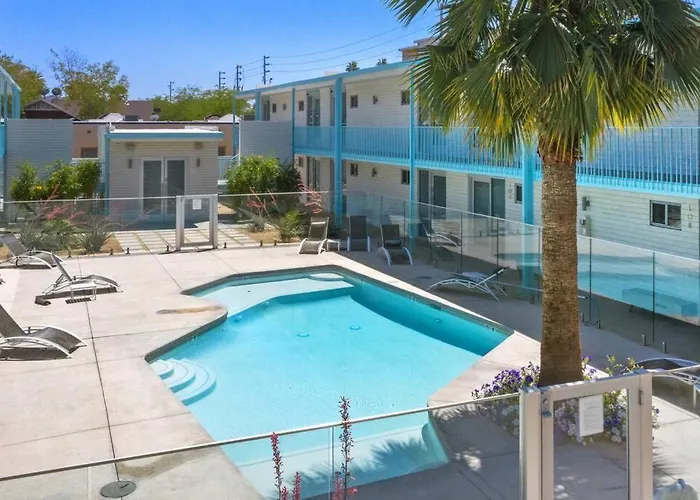 DTPH Modern Designer Studio - Pool&Parking -