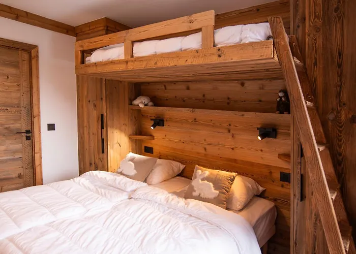 Arcs 1950: Luxury Chalet Apartment with Mont Blanc Views