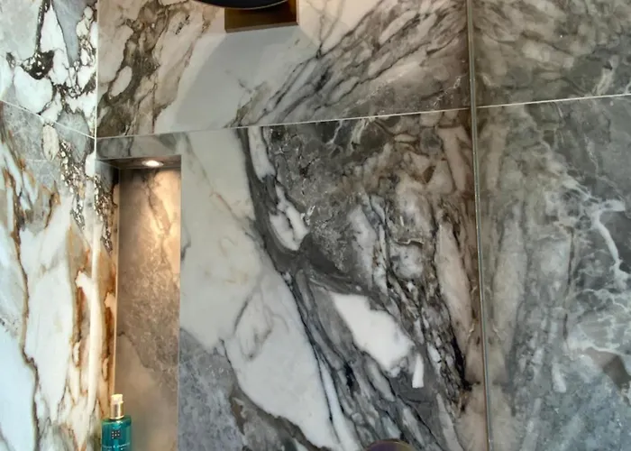K&K Luxury Rooms