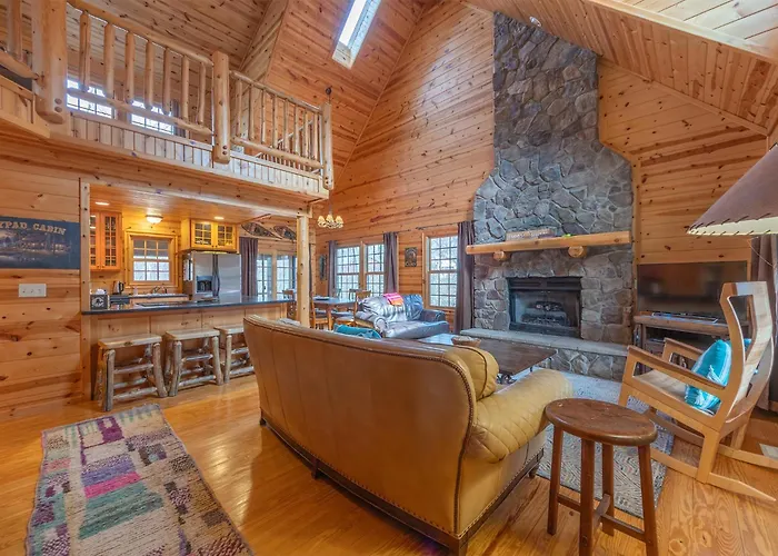 The Great Escape - Cabin With Shared Pool Access