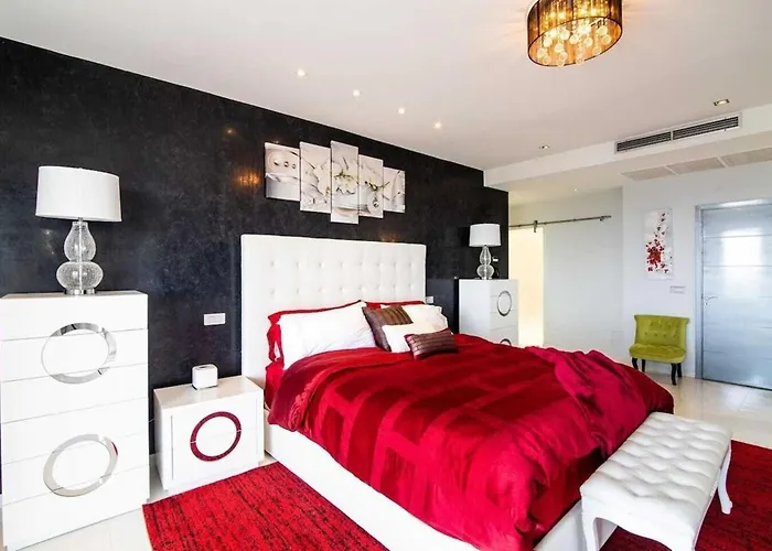 Lovely 3-Bed Apartment In Maho