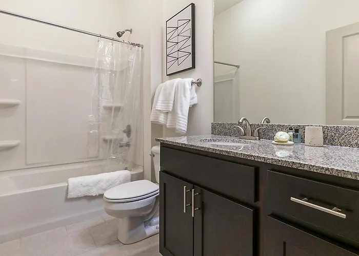 Landing Modern Apartment With Amazing Amenities