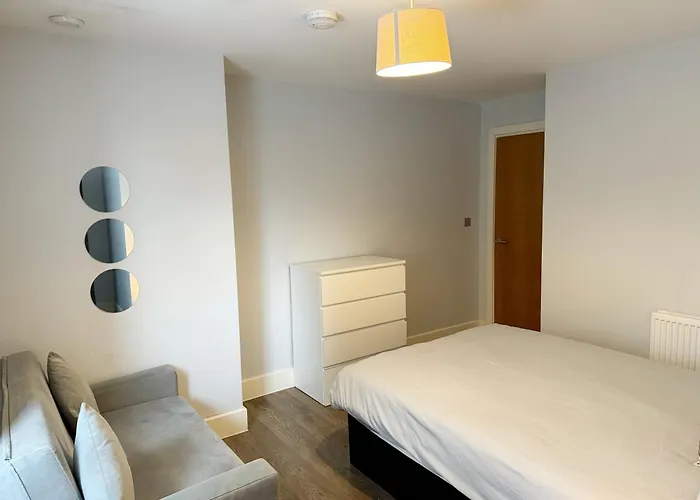 Elegant Plus Luxury Apartments