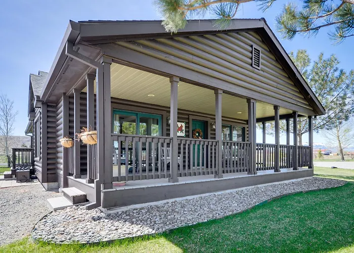 Serene Yellowstone Country Retreat W/ Deck & Views