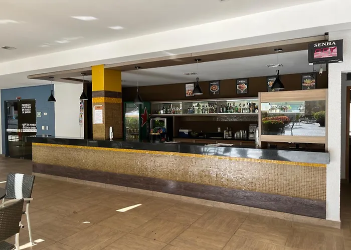 Flat 405 - Condomínio Veredas do Rio Quente - Diferenciado com ar na sala e no quarto