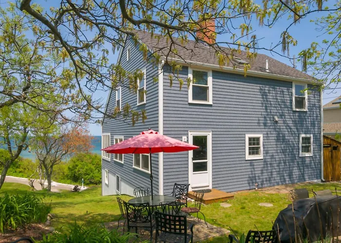 Oceanview Retreat W/ Private Beach Access