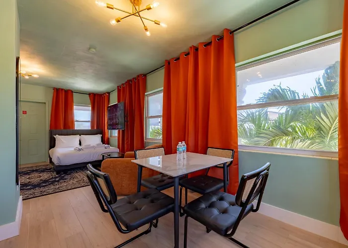 Tropical Breeze Vacation Rentals