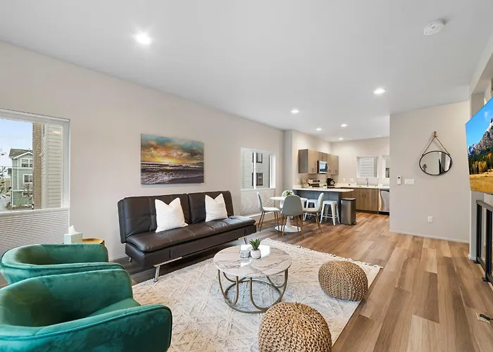 Brand New Fully Updated Condo 918 In Anacortes