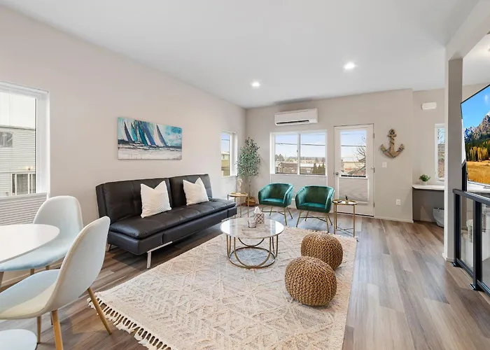 Brand New Fully Updated Condo 904 In Anacortes