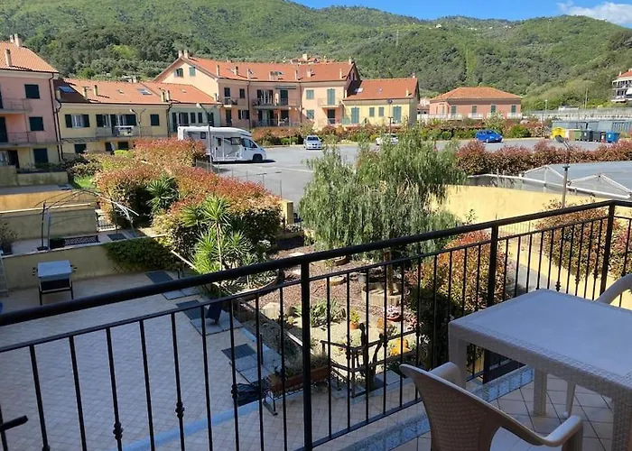 Da Patrizia Andora Fraz Molino Nuovo