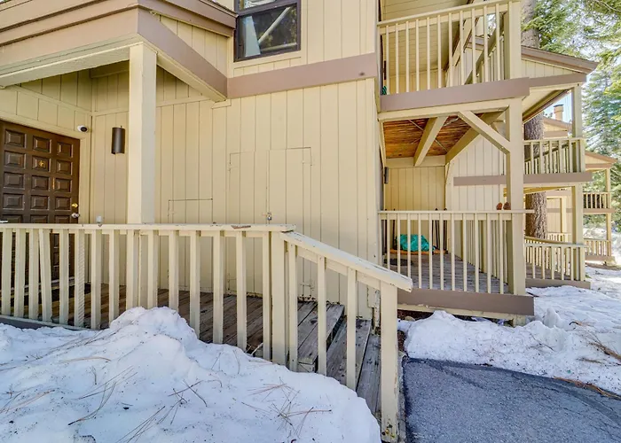 1 Mi To Lake Tahoe: Condo W/ Pool Access