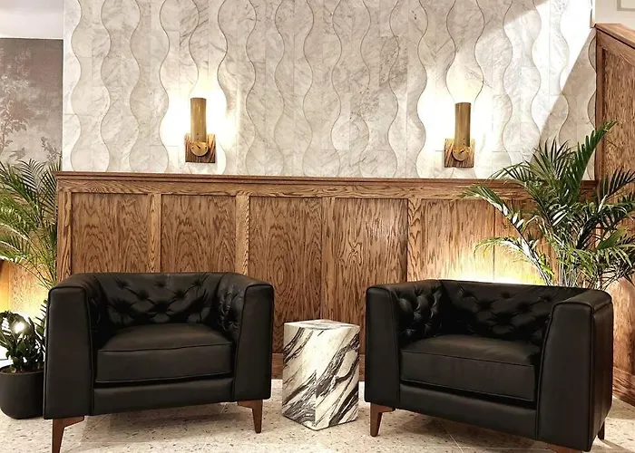 Dtwn Historic Hotel, The Phenix, Ground Floor, Room # 100