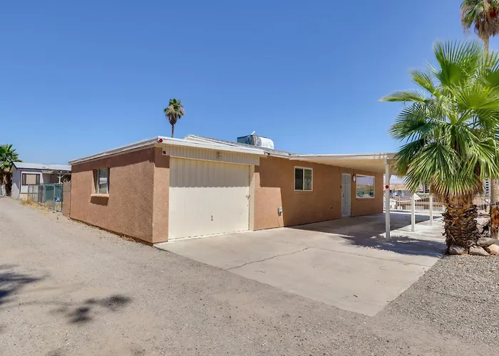 Riverfront Bullhead City Home W/ Mountain Views!