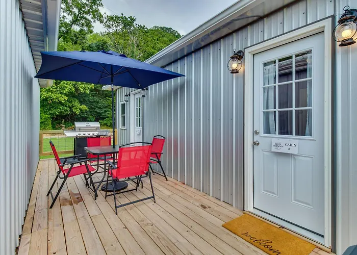 Cozy Norfork Cabin: Fishing, Kayaking & More!